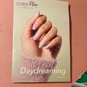 Color Street Daydreaming Nail Strips. Only 3 sets available in set